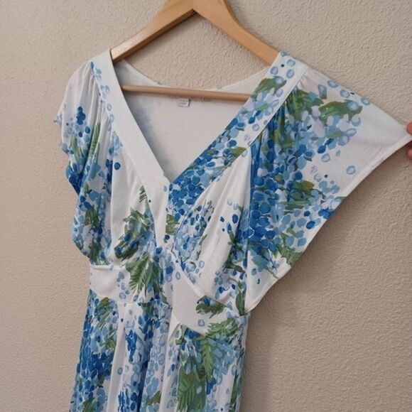 Boden Floral Print Flutter Sleeve Dress - Picture 4 of 15